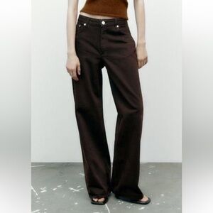 NWT Zara Relaxed wide leg brown jeans. Sz4